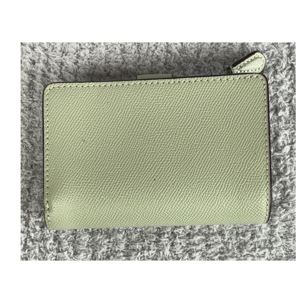 Coach light Green Leather Small Flap Wallet K1880 #76933 - Picture 2 of 10